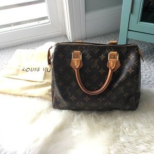 Authentic Louis Vuitton Speedy bag- GUC-smoke free